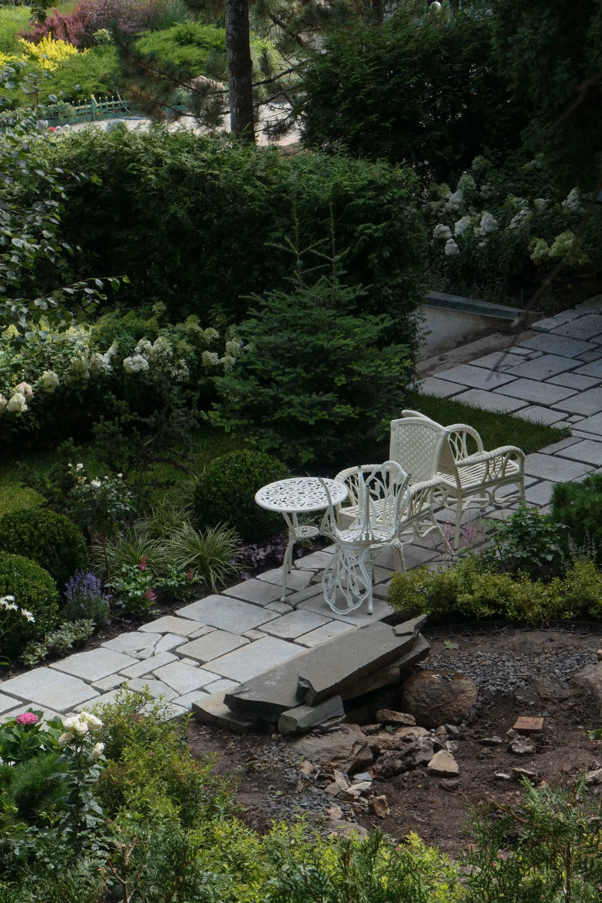 Custom stone patio and landscape hardscape work completed in Woodbury New Jersey